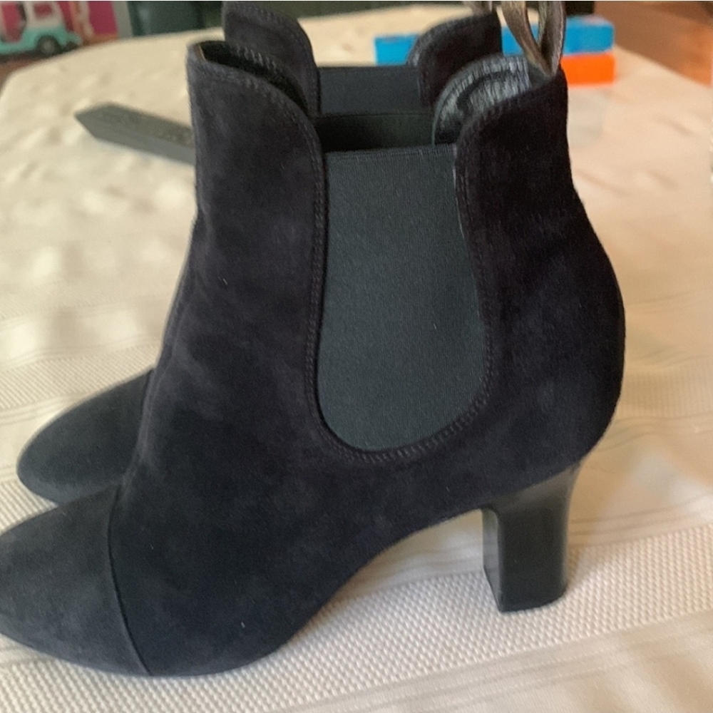 Louis Vuitton Uniform Suede Monogram Booties Size 36.5 - Picture 2 of 8
